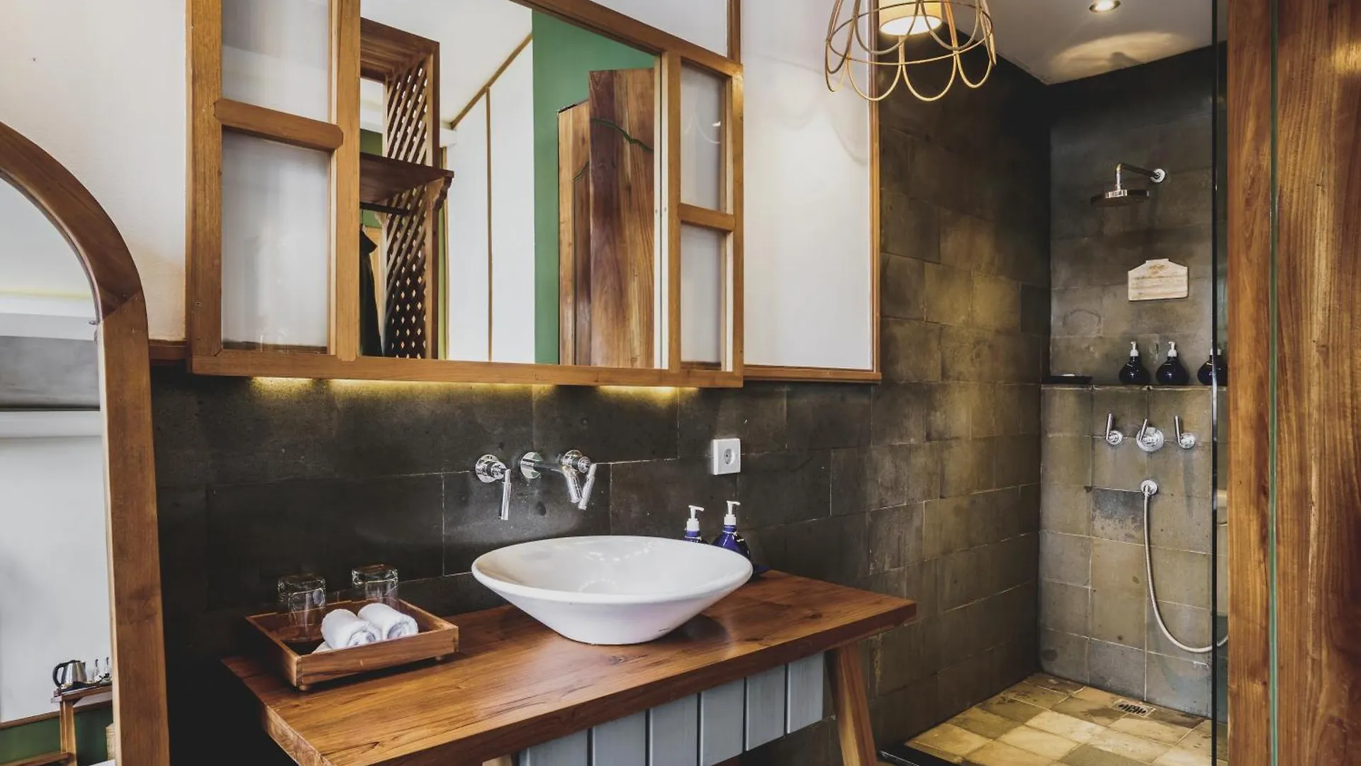 Amora Ubud Boutique Villas