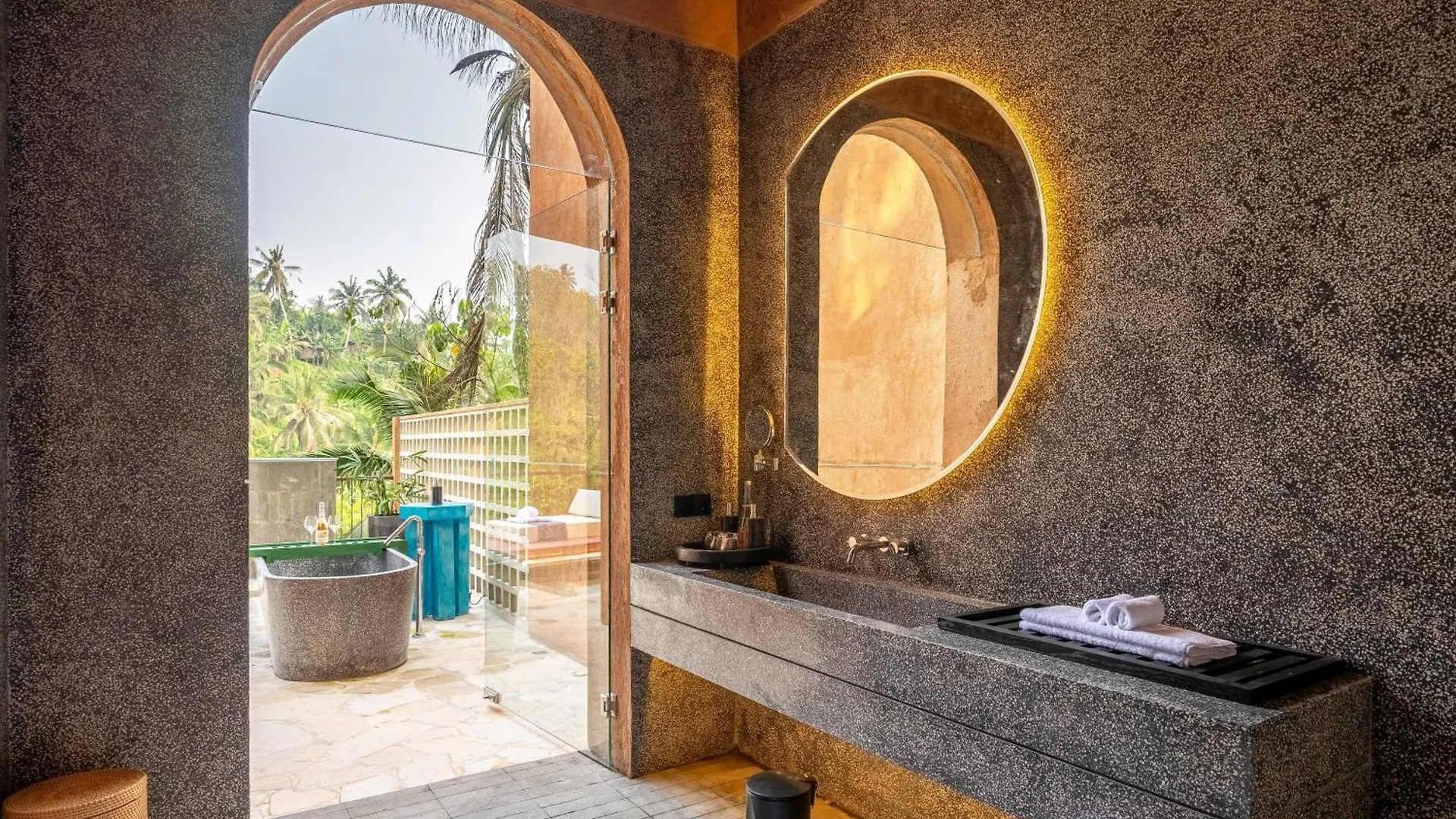 Amora Ubud Boutique Villas