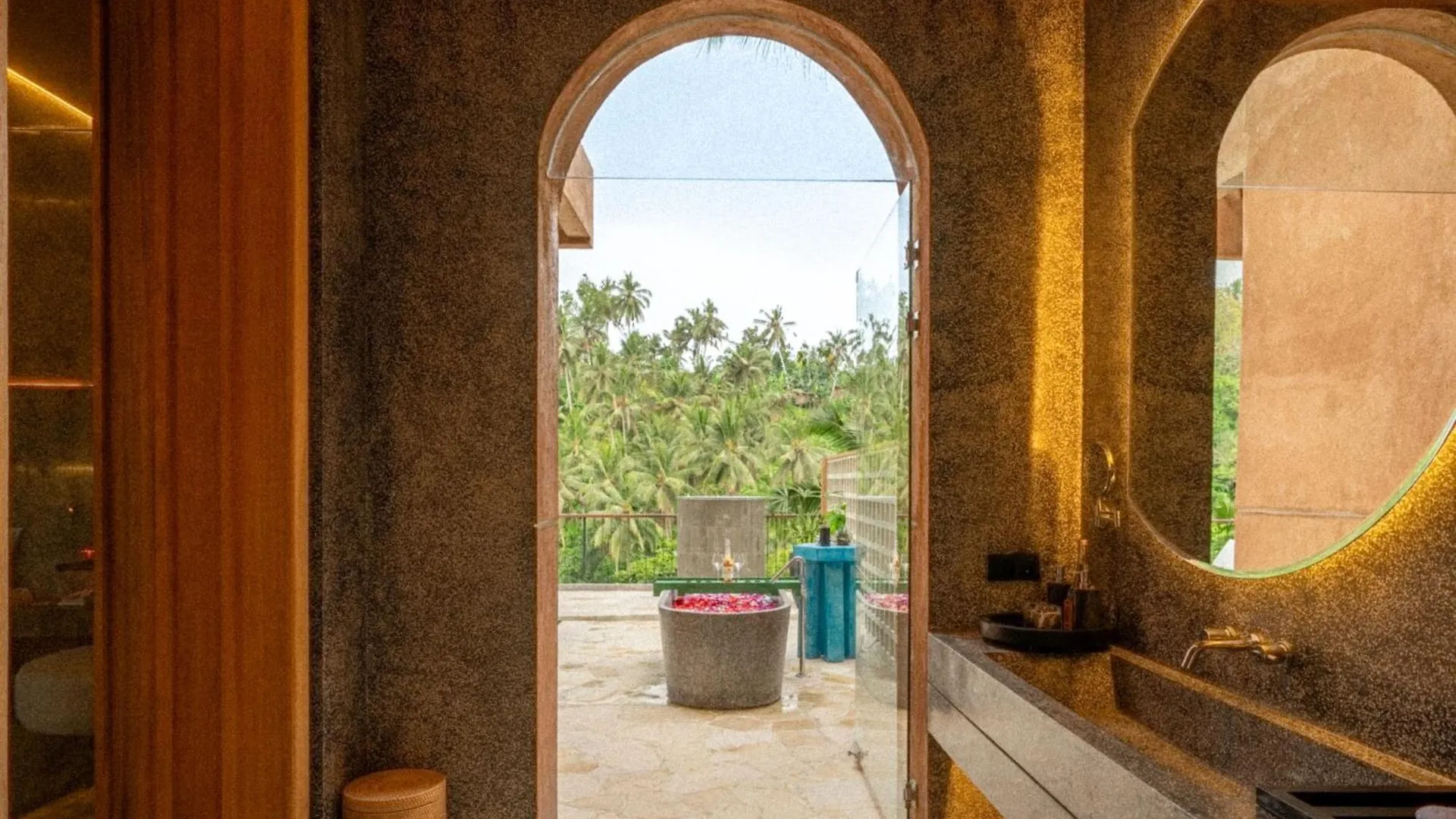 Amora Ubud Boutique Villas