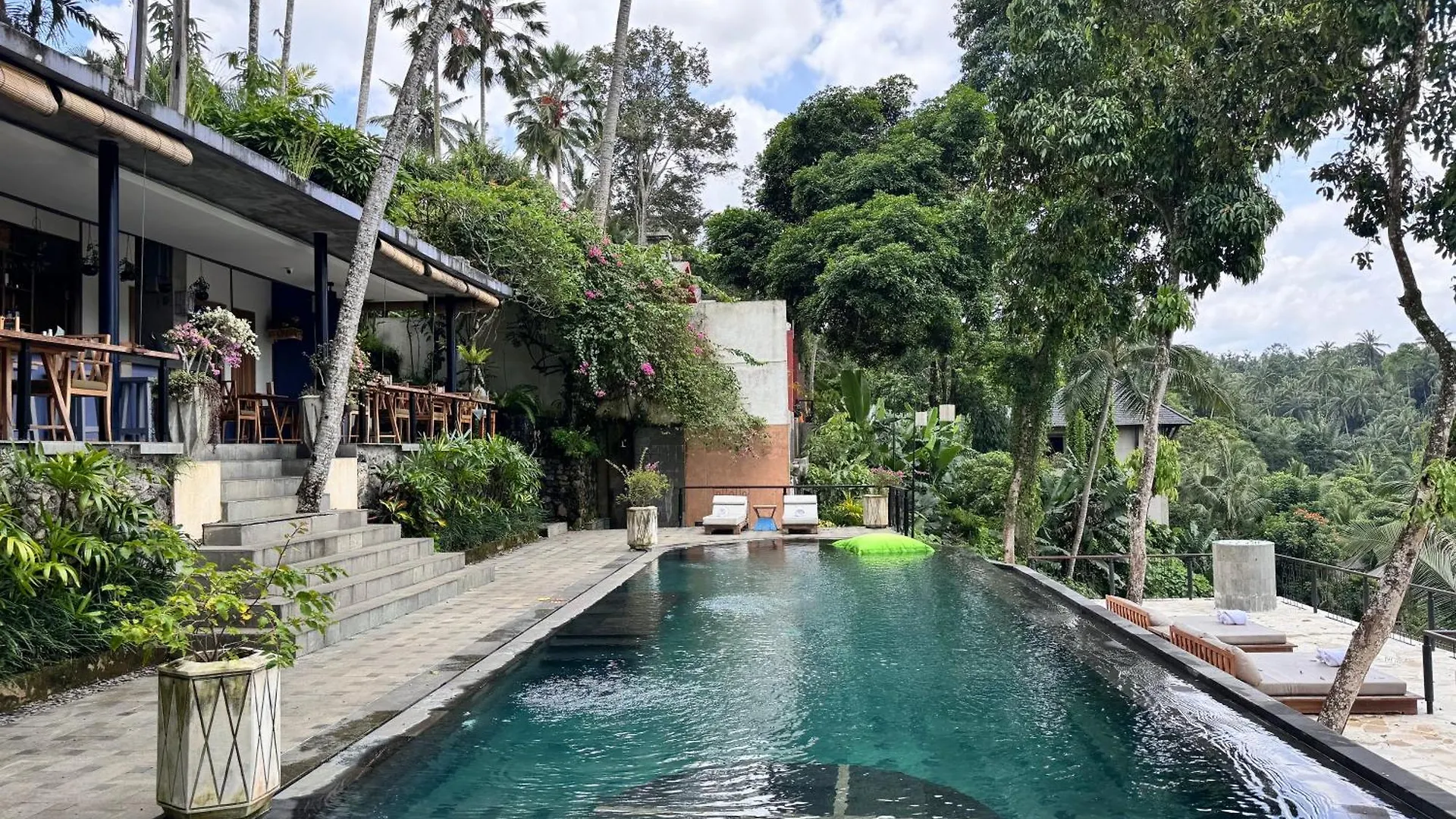 Amora Ubud Boutique Villas